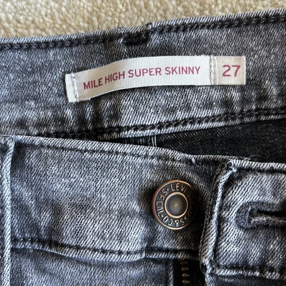 Levi’s Mile High Super Skinny Jeans - Picture 5 of 6